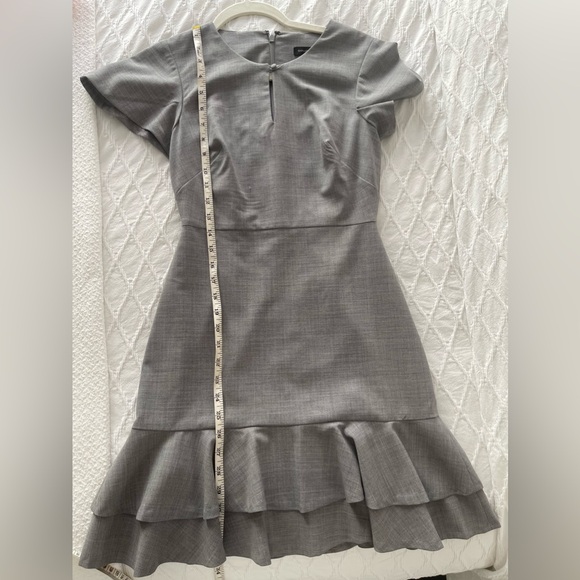 Banana Republic Fit & Flare Midi Ruffle Wool Dress petite - Picture 5 of 6